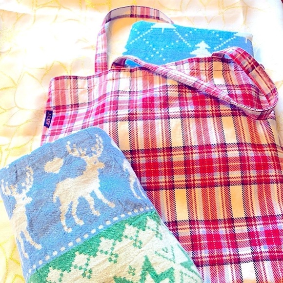 J. Crew Red Plaid Bag Fair Isle Blanket Towel Bunting Set ALL NEW Set of 3 - Picture 7 of 14